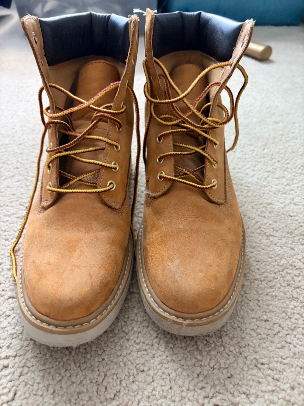 Womens Timberland Size 8 Boots padded collar rubber soles